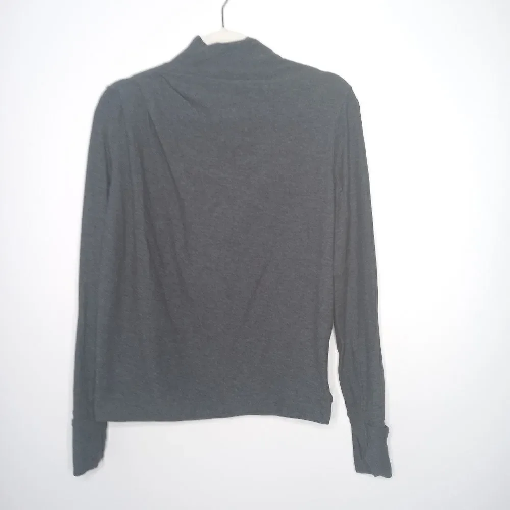 Lululemon moch neck long sleeve top size 6